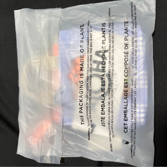 Hello Kitty x Aloha Collection Palaka Tiny Tripper - Picture 2 of 2